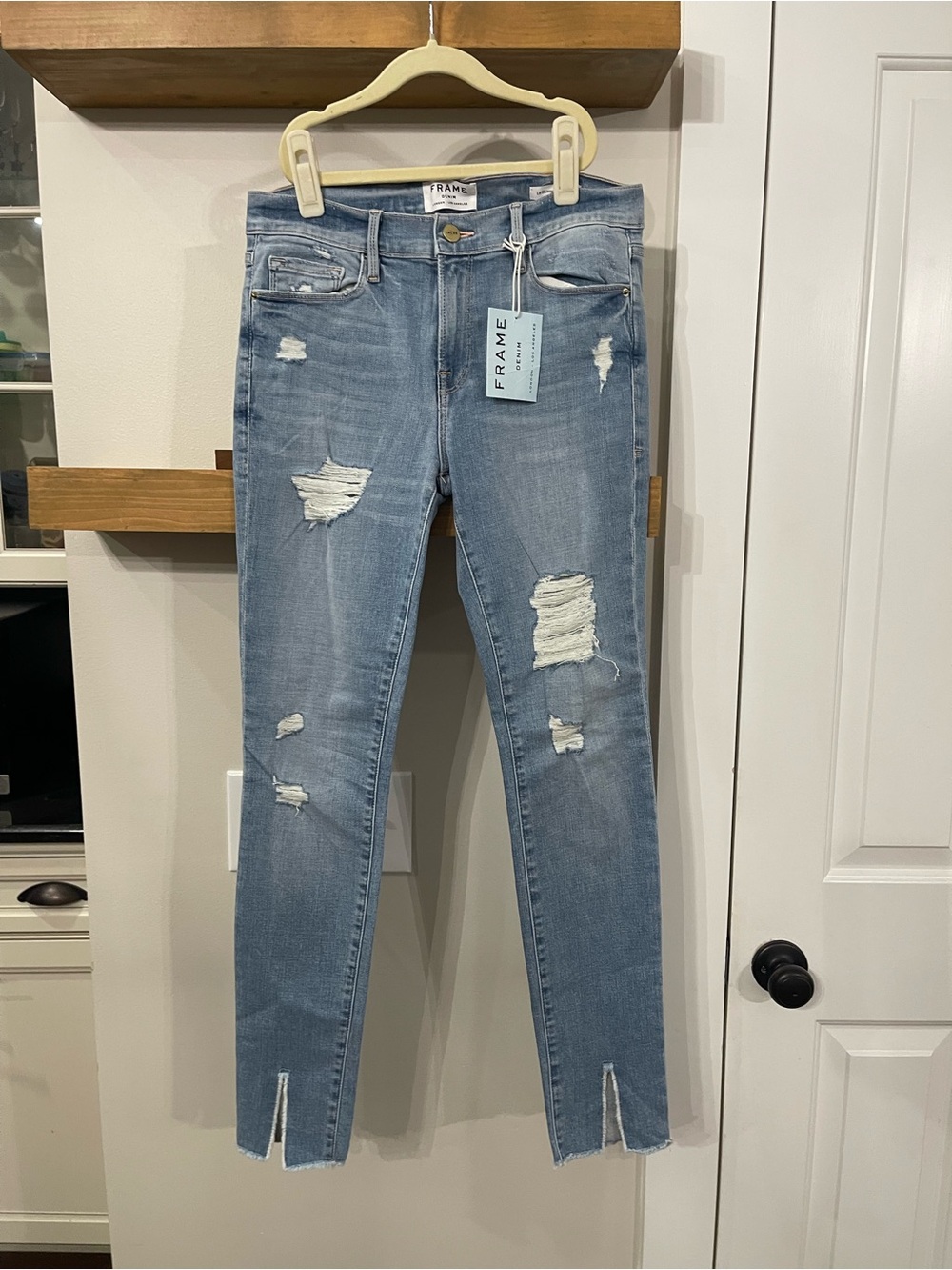 $228 NWT Frame - Le Skinny de Jeanne Jeans
